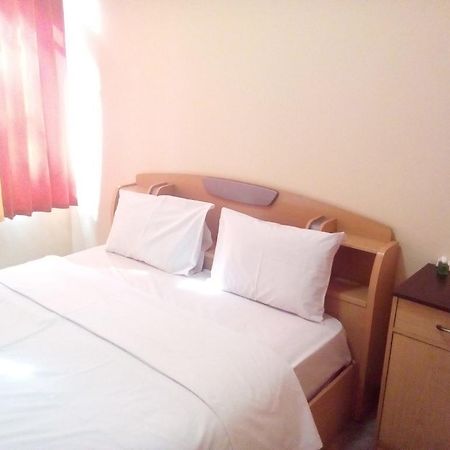 Simply Homy Guest House Pasteur บันดุง ภายนอก รูปภาพ
