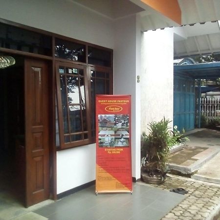 Simply Homy Guest House Pasteur บันดุง ภายนอก รูปภาพ
