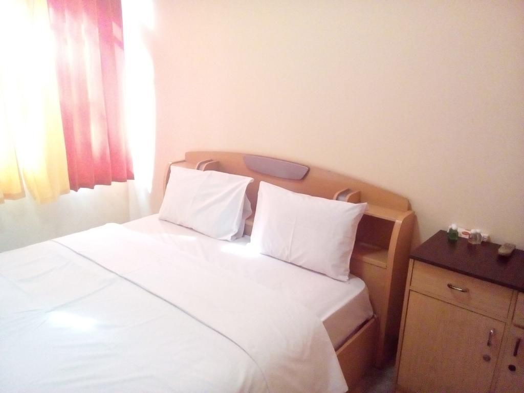Simply Homy Guest House Pasteur บันดุง ภายนอก รูปภาพ