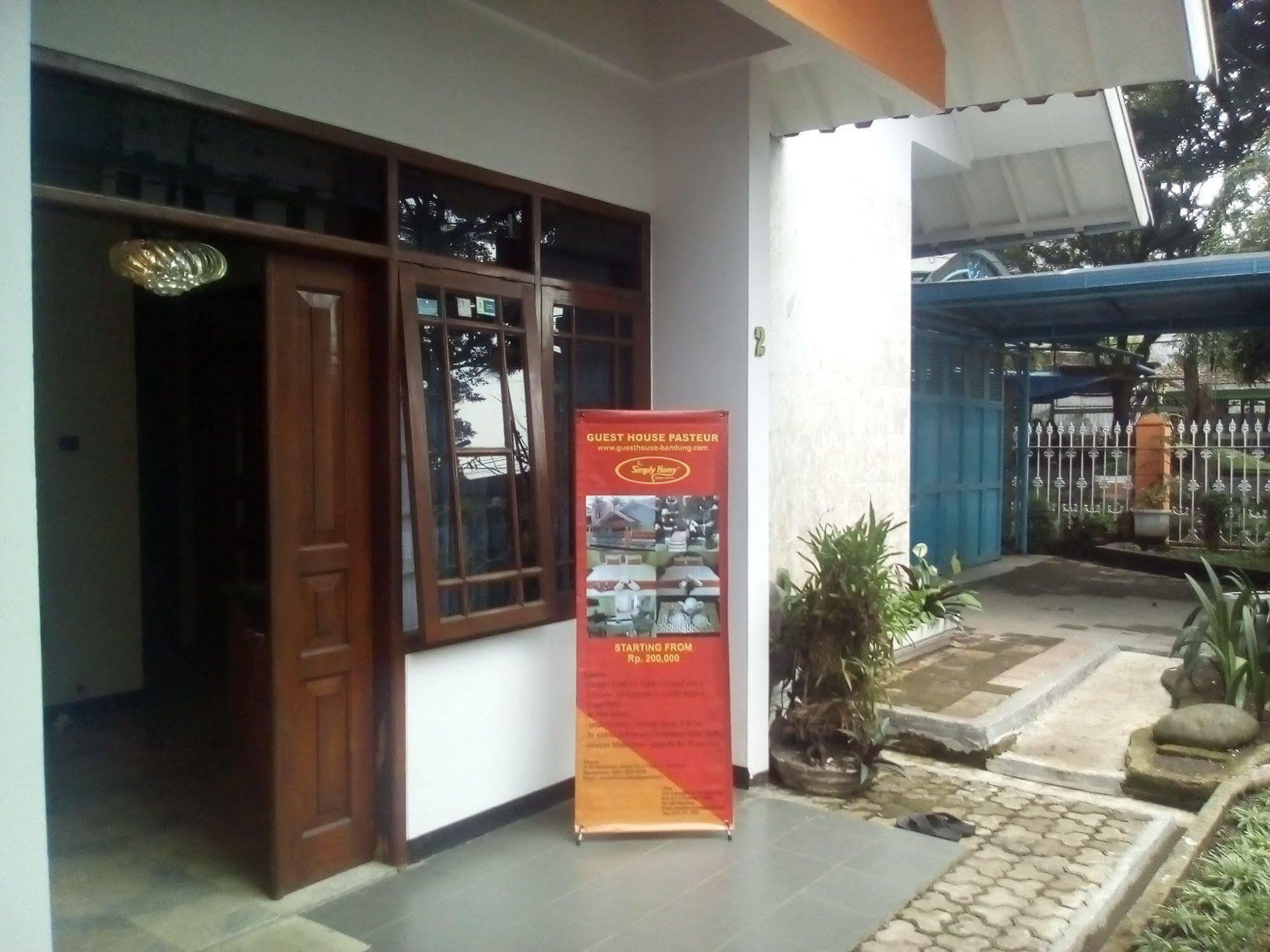 Simply Homy Guest House Pasteur บันดุง ภายนอก รูปภาพ