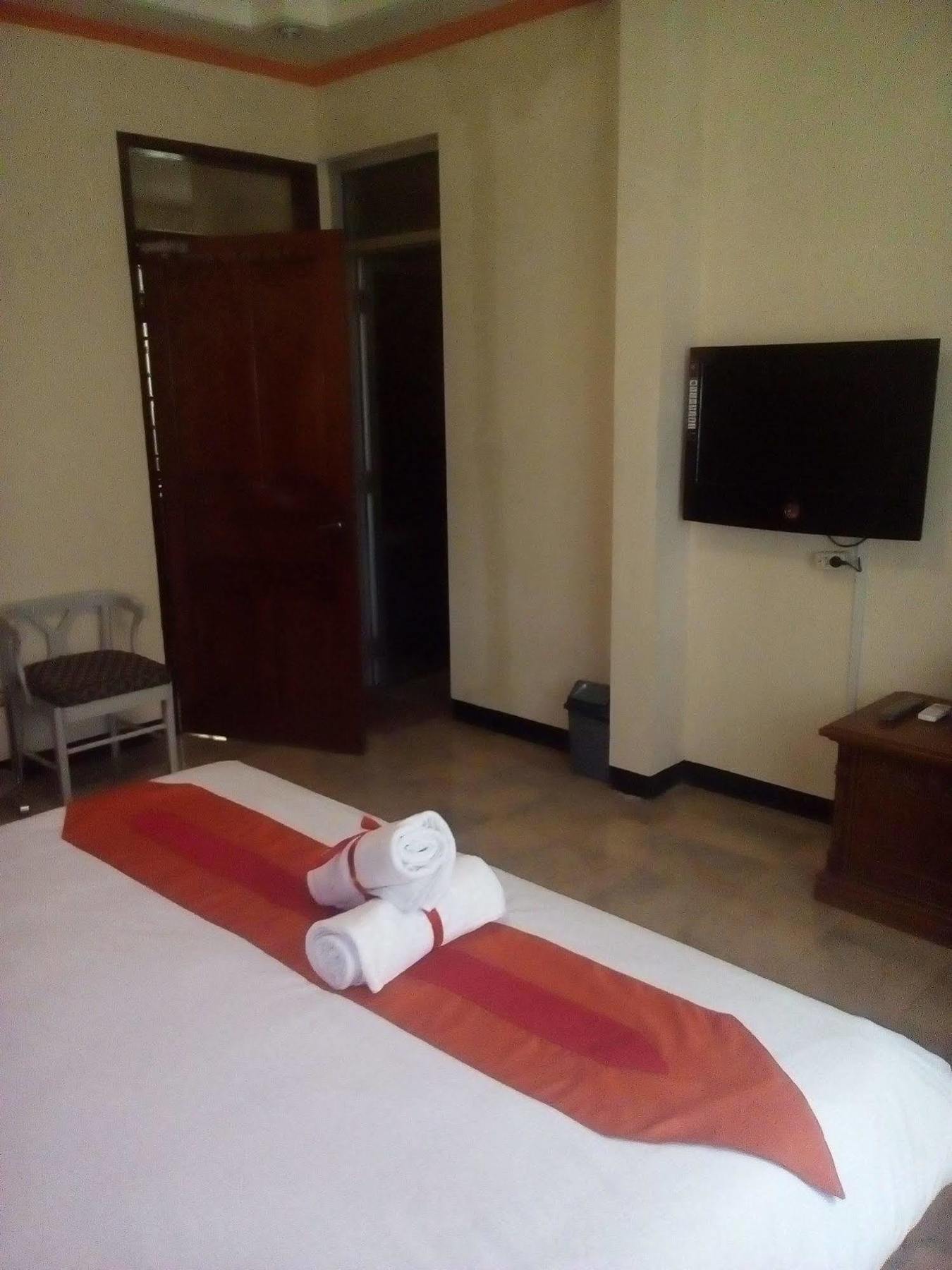 Simply Homy Guest House Pasteur บันดุง ภายนอก รูปภาพ