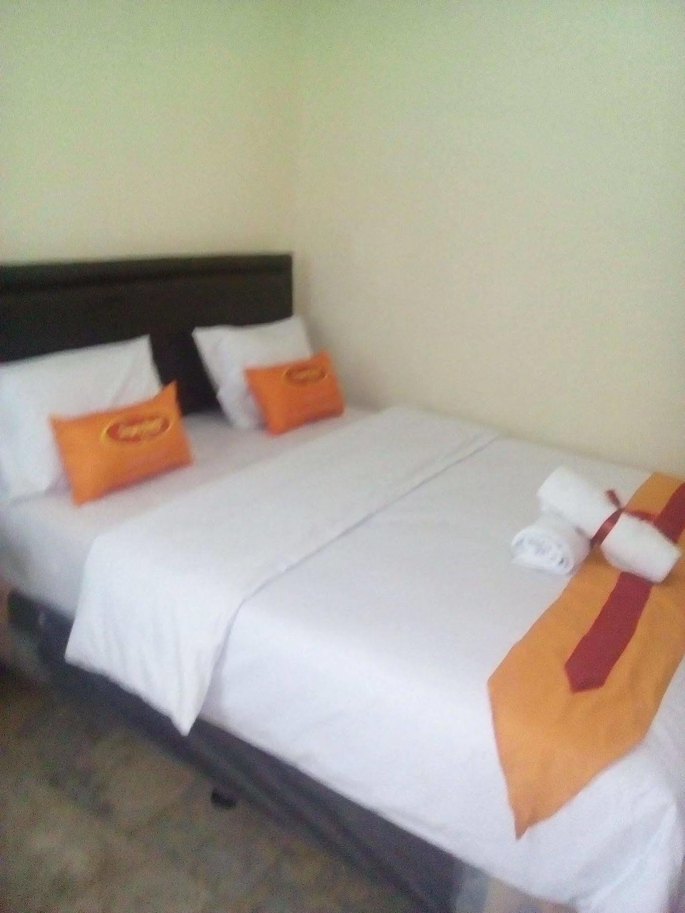 Simply Homy Guest House Pasteur บันดุง ภายนอก รูปภาพ